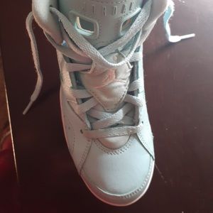 Boys Shoes Size 2Y and 2.5Y